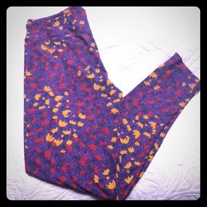 ⭐️⭐️3/$25⭐️⭐️ LulaRoe TC leggings